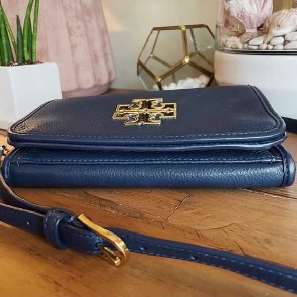 Tory Burch Britten Combo Crossbody Purse - Picture 5 of 8